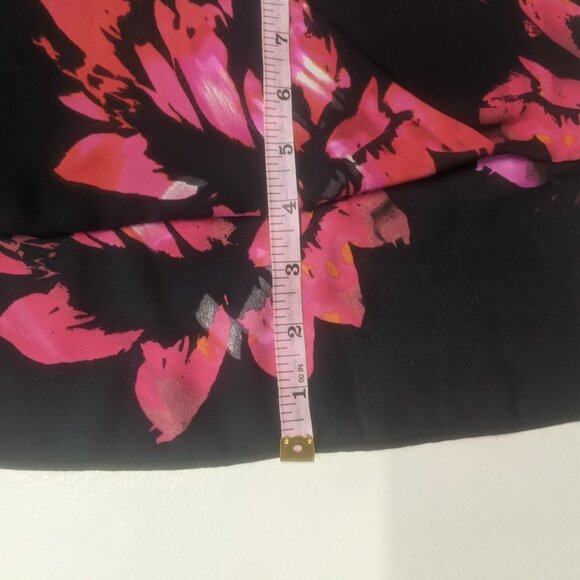 Vince Camuto Size XS Black Floral Tunic - Picture 12 of 16